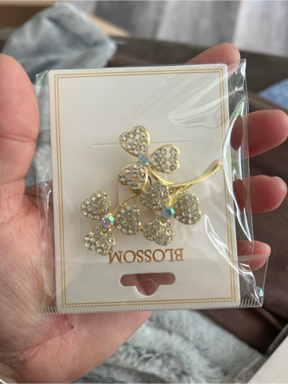 🔥$4 Gold Crystal Floral Brooch - Gold